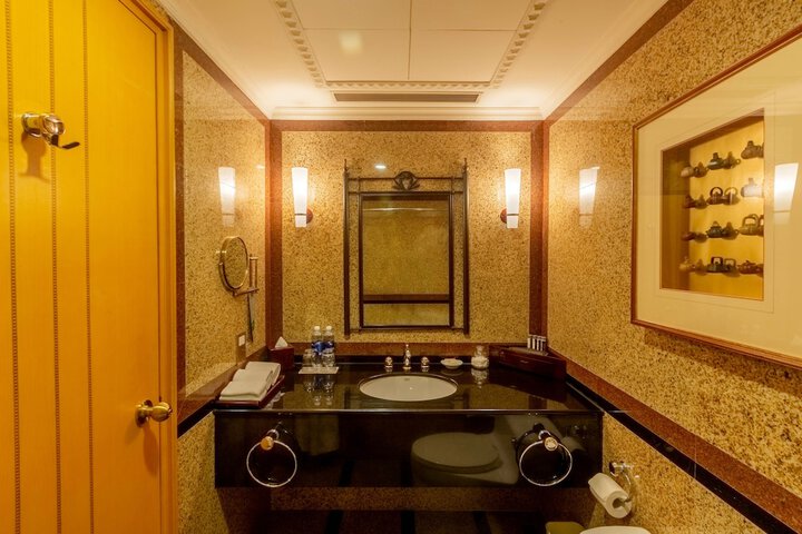Room 56 of 128