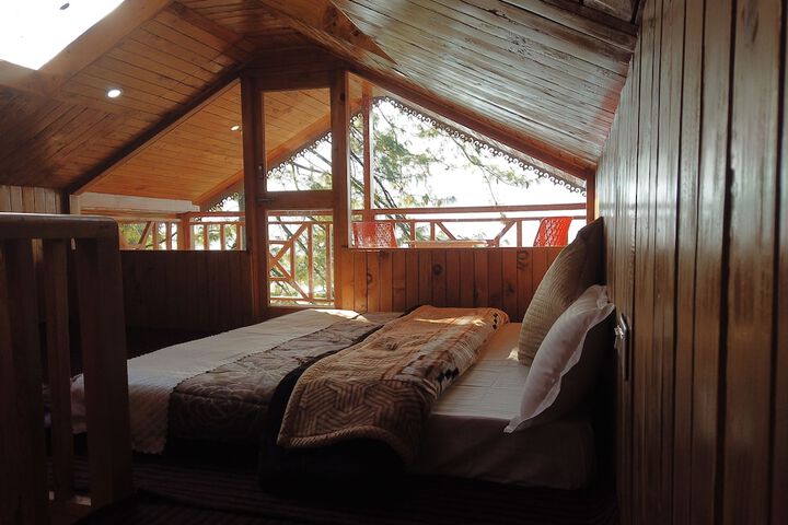 Room 6 of 34
