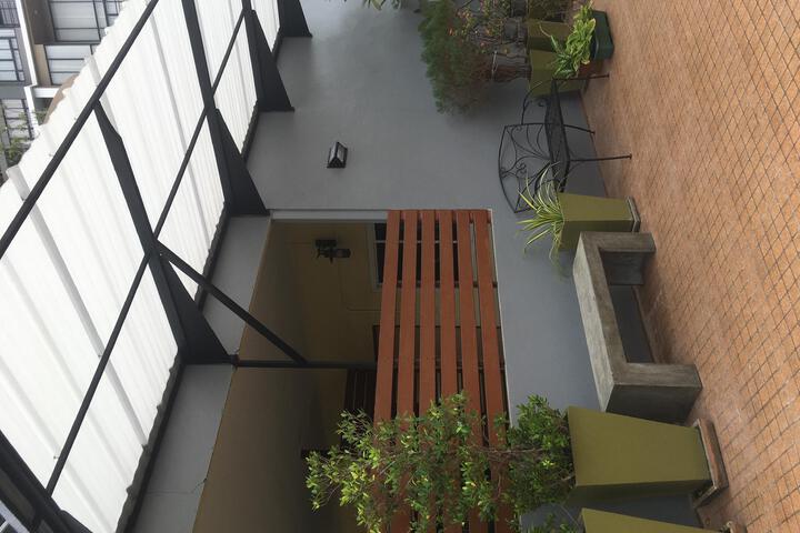 Hotel 4 of 7