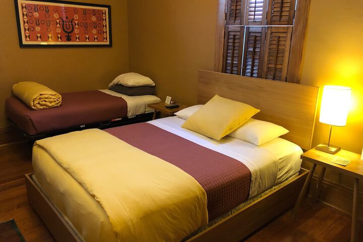 1 Queen Bed (73 of 99)