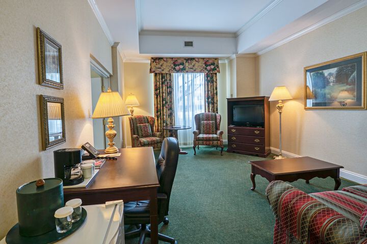 Room 8 of 44
