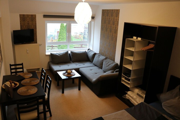 Room 9 of 12