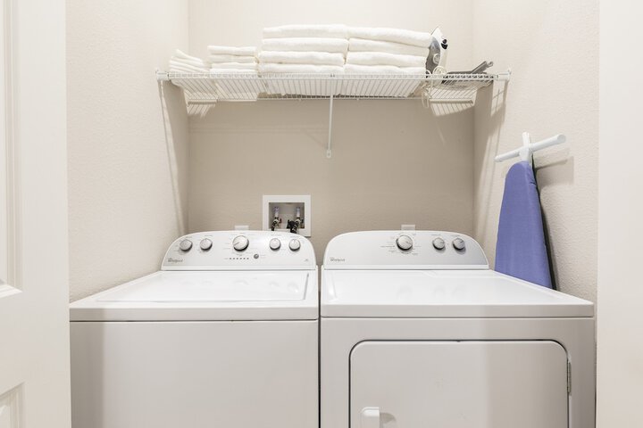 Laundry 44 of 426