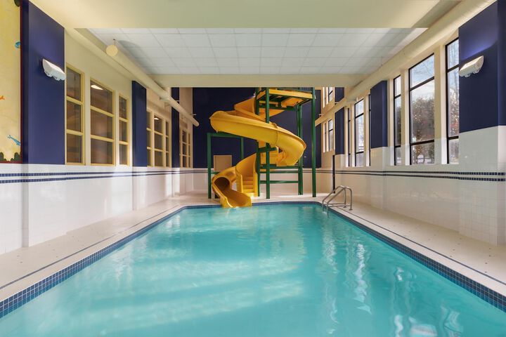 Pools & Facilities
