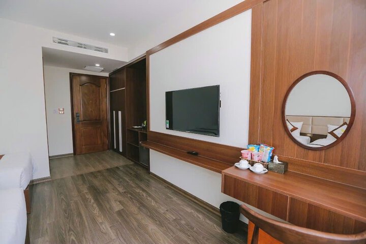 Room 3 of 14