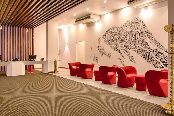 Hotel Interior 8 of 47