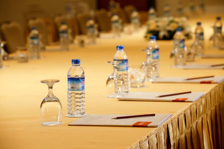Ballroom/Hall 28 of 31