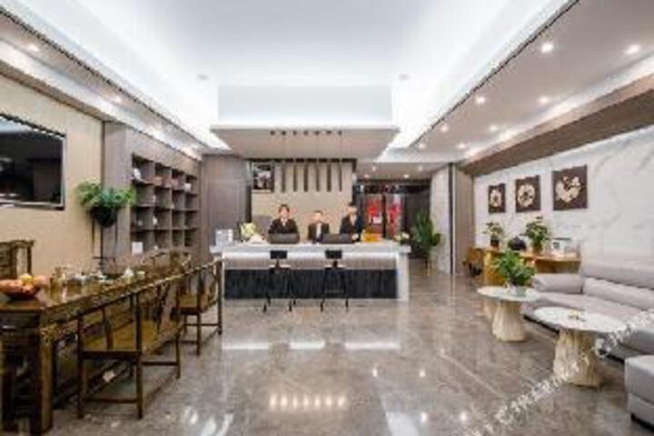 Yado Hotel Kunming