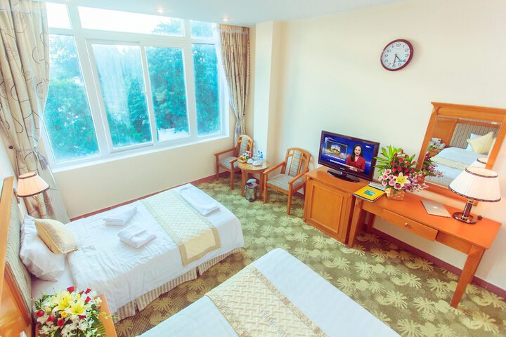 Room 10 of 41