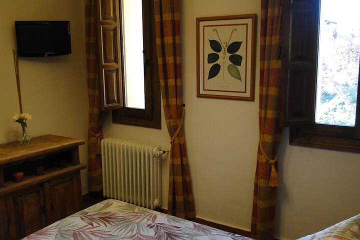 Room 13 of 48
