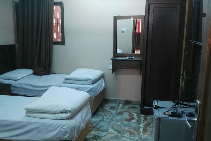 Room 7 of 40