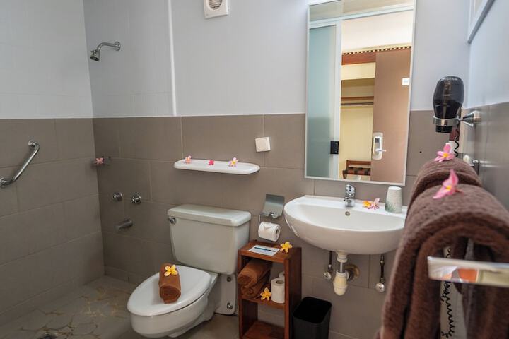 Clean Restrooms