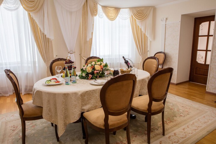 Room 15 of 46