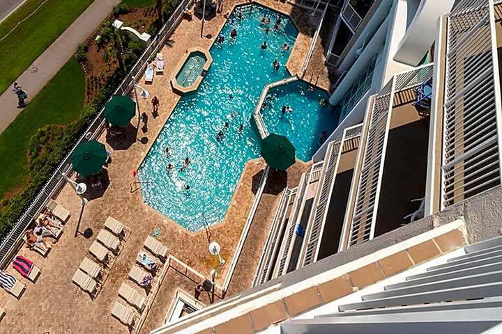 Majestic Sun by Seascape Resort in Miramar Beach, FL