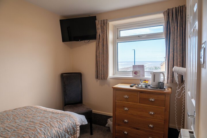 Room 55 of 177