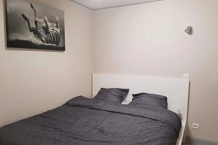 Room 2 of 21