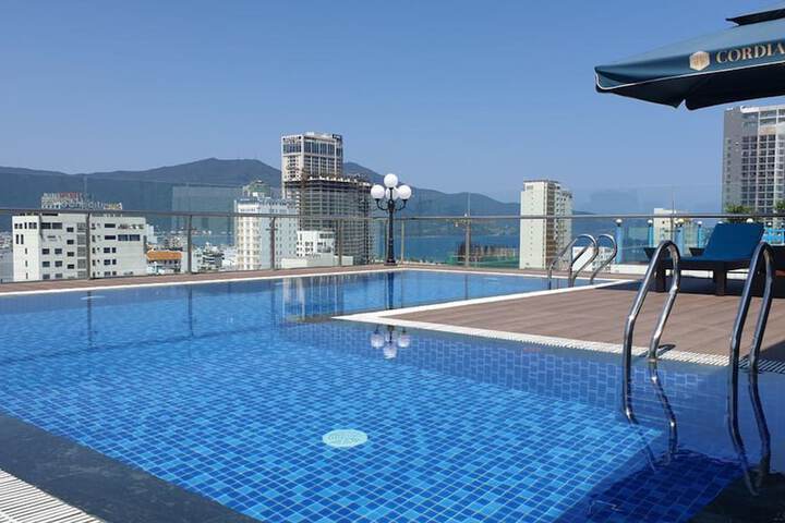 Pool 47 of 64