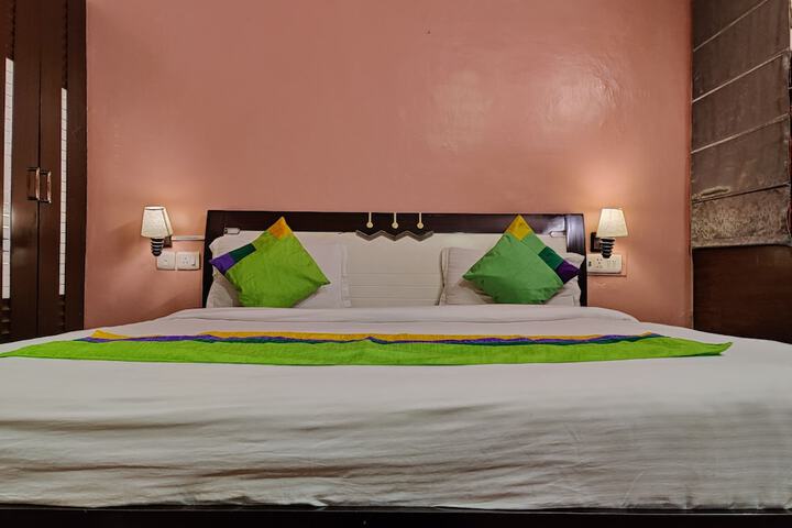 Room 22 of 36