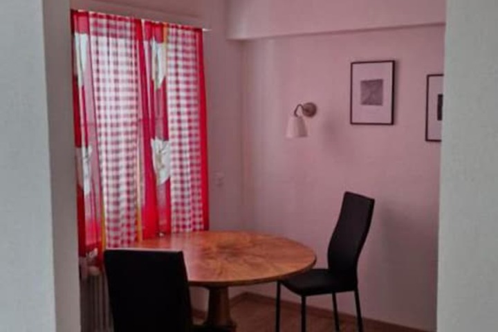 Room 23 of 65