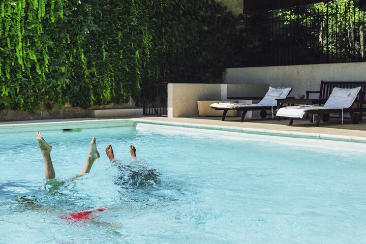 Pool 39 of 80