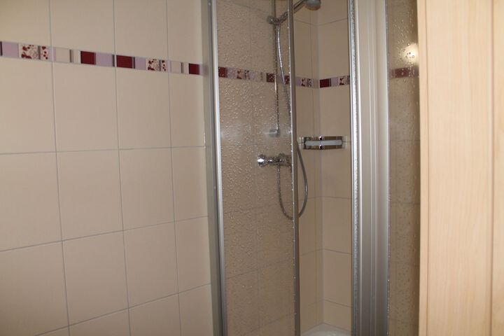 Room 18 of 25