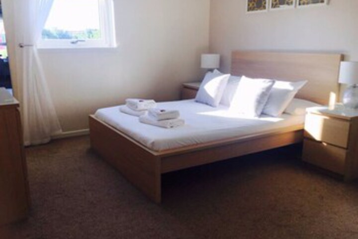 Room 12 of 12