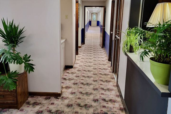 Ballroom/Hall 34 of 42