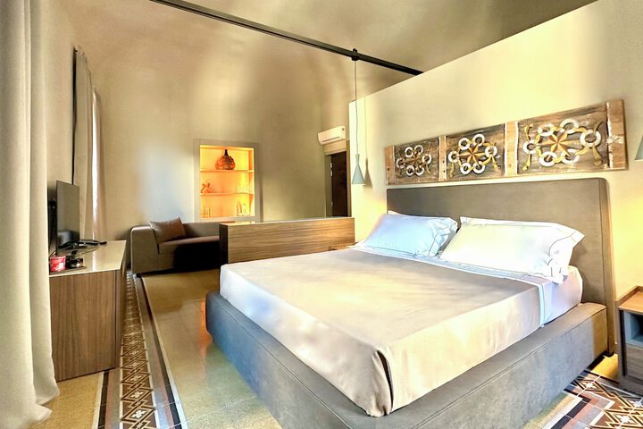 Room 21 of 85