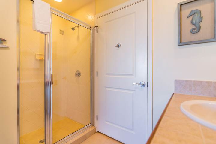 Room 203 of 270