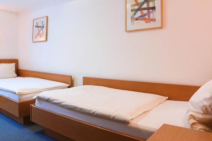 Room 15 of 53