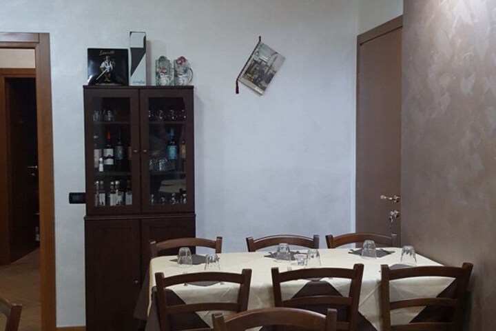 Dining 46 of 64
