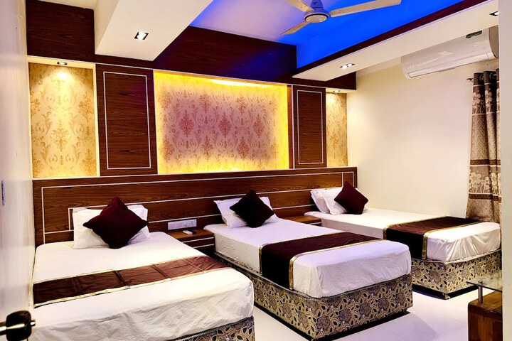 Room 17 of 20
