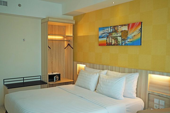 Room 15 of 85