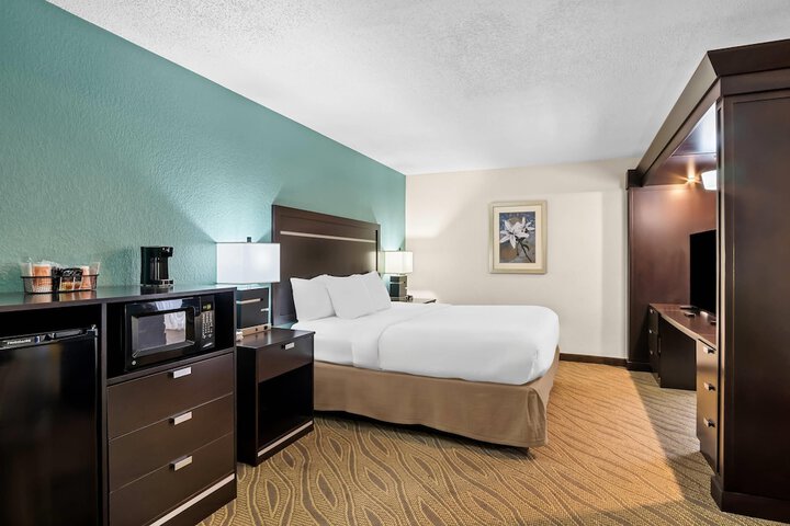 Room 14 of 47