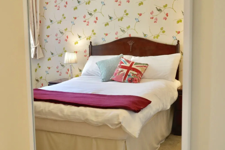 4 Bedroom Penthouse in Stockbridge