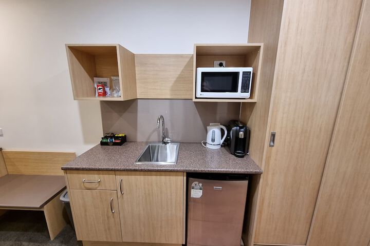 Room 14 of 40
