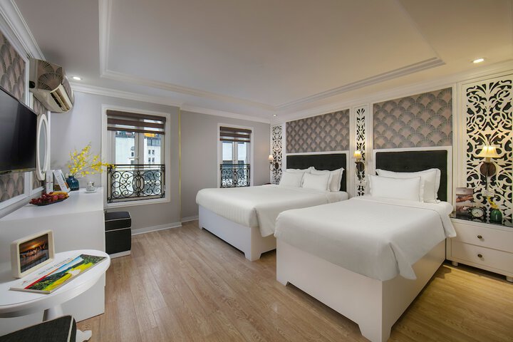 Room 7 of 50