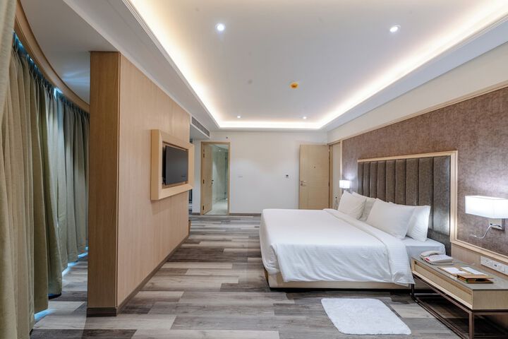 Room 10 of 39