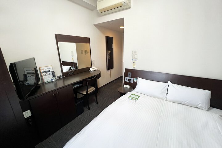 Room 7 of 29
