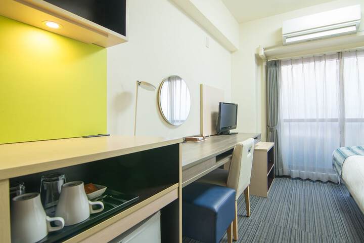 Room 14 of 43