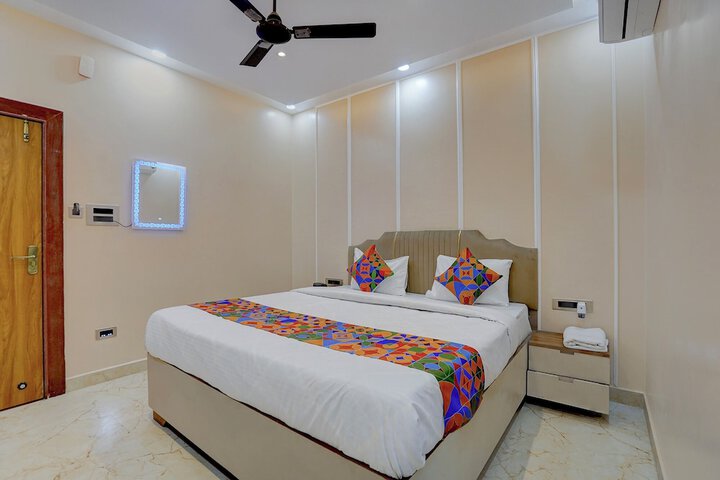 Room 21 of 43