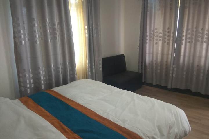 Room 16 of 66