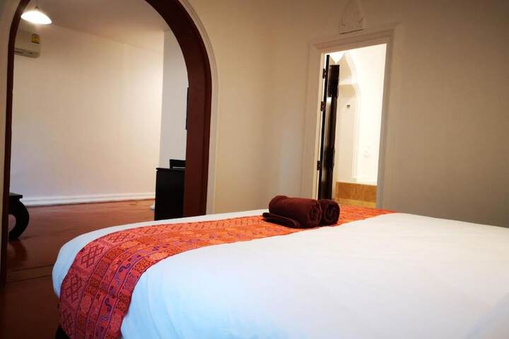 Room 32 of 115