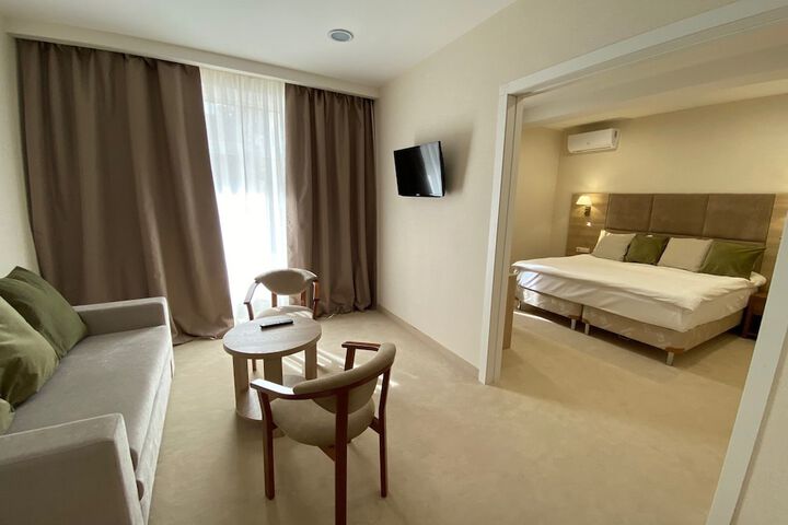 Room 10 of 54