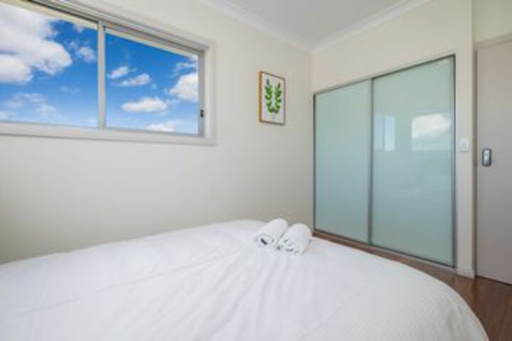 Room 13 of 26