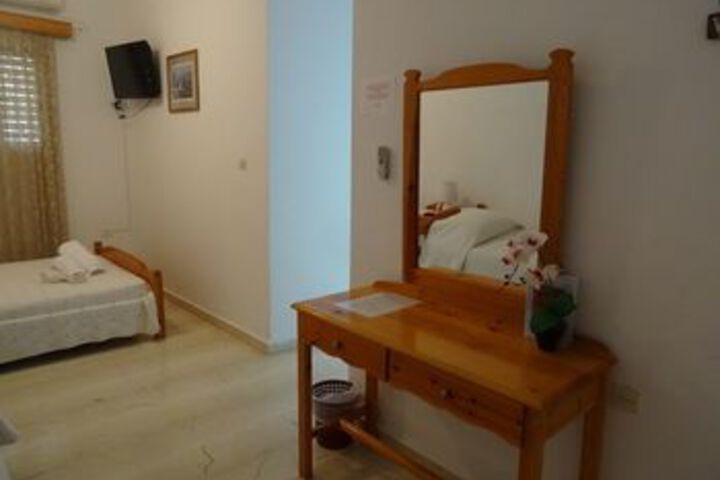 Room 69 of 81