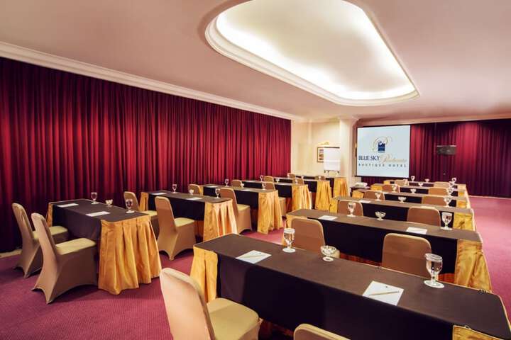 Meeting facility