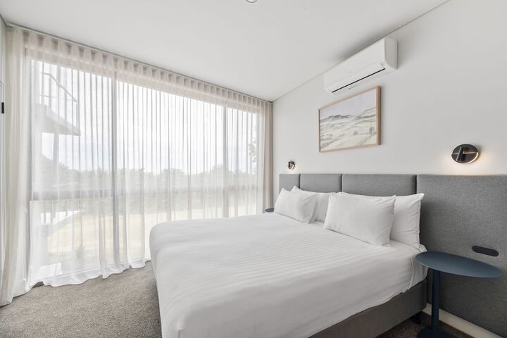 Room 12 of 75