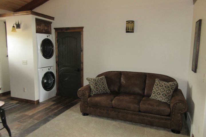 Room 5 of 28