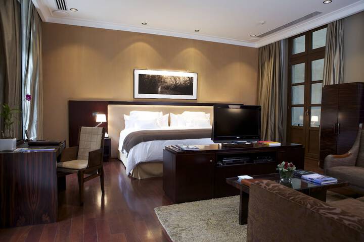 Room 13 of 59